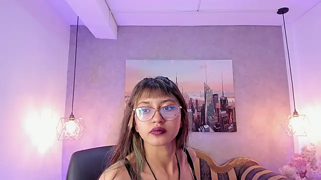 Snapshot of Noa_clk chatting on 10.23.25 Noa clk online show from 10.23.25