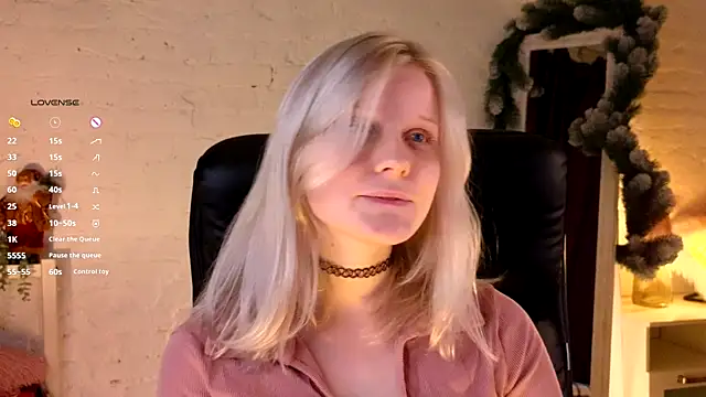 ShineJoan online show from 12.04.25