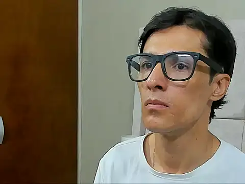 Snapshot of jupiter_333 chatting on 12.02.25 jupiter 333 online show from 12.02.25