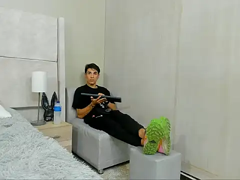 Snapshot of jupiter_333 chatting on 12.03.25 jupiter 333 online show from 12.03.25