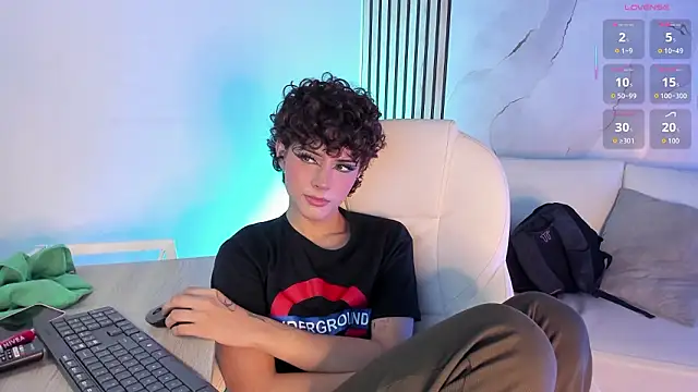 DannysaStar  online show from 01.17.26