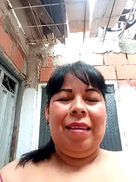 Snapshot of mother2-divorced chatting on 11.20.25 mother2-divorced online show from 11.20.25