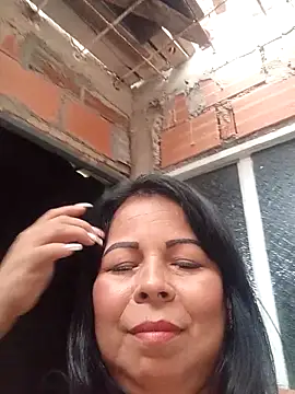 Snapshot of mother2-divorced chatting on 11.28.25 mother2-divorced online show from 11.28.25