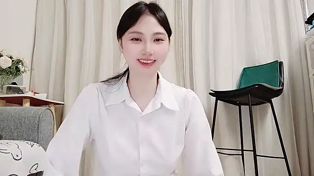 Snapshot of yuyan3929 chatting on 04.02.26 yuyan3929 online show from 04.02.26