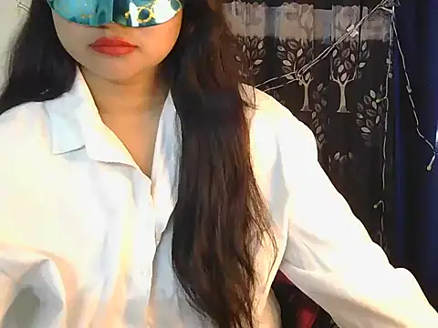 Snapshot of crazy_witch chatting on 11.16.25 crazy witch online show from 11.16.25