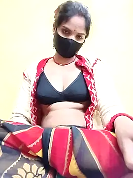 Snapshot of Shreya-750 chatting on 11.21.25 Shreya-750 online show from 11.21.25