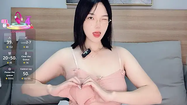 upoo7lt online show from 12.23.25