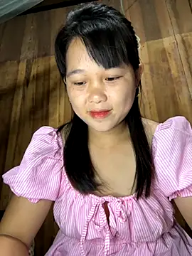 Snapshot of love_pusy09 chatting on 11.16.25 love pusy09 online show from 11.16.25