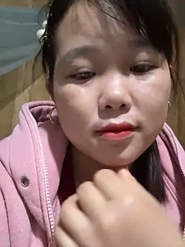 Snapshot of love_pusy09 chatting on 12.17.25 love pusy09 online show from 12.17.25