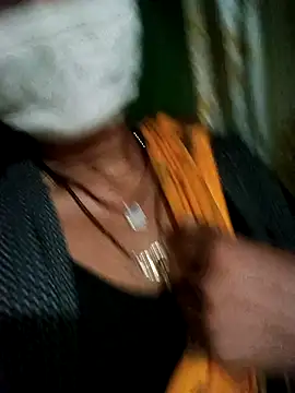 Snapshot of Hot_princess_1 chatting on 11.16.25 Hot princess 1 online show from 11.16.25