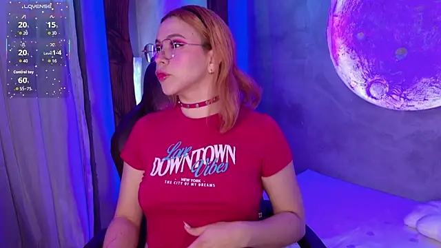 sussiestrawberry online show from 11.20.25