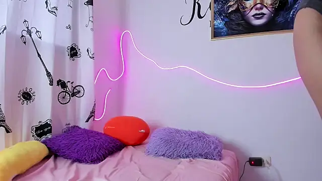 Snapshot of Viko_vegas chatting on 10.29.25 Viko vegas online show from 10.29.25