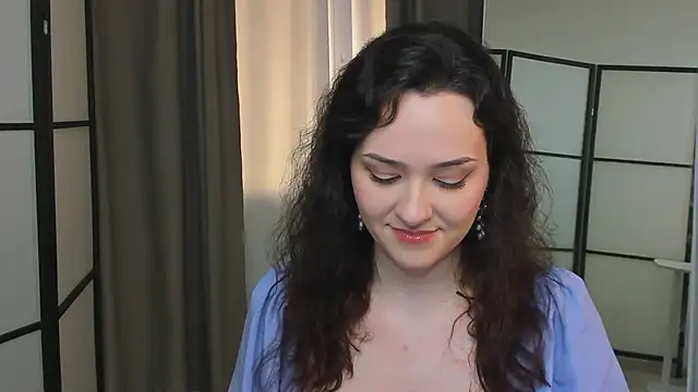 Snapshot of Camilla_Rowen chatting on 04.05.26 Camilla Rowen online show from 04.05.26