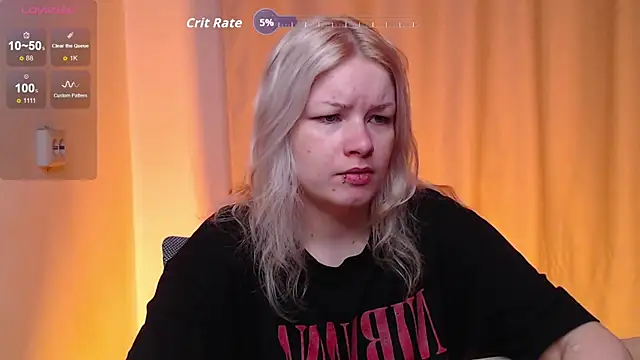 Snapshot of CherryNight6 chatting on 11.05.25 CherryNight6 online show from 11.05.25