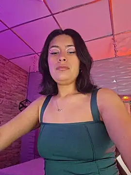 Roxanne Han online show from 02.17.26