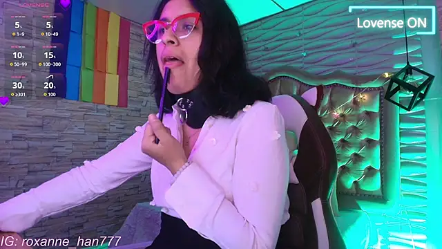 Roxanne Han online show from 03.17.26