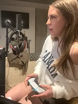 elliepixie online show from 12.19.25