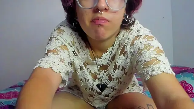 Snapshot of Lotto_bloom chatting on 10.30.25 Lotto bloom online show from 10.30.25