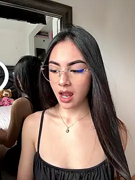 IslaCole online show from 01.14.26