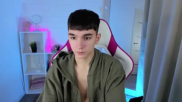 YamiTwink online show from 11.22.25