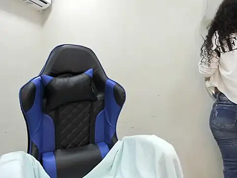 Snapshot of agata18_ chatting on 02.05.26 agata18 online show from 02.05.26