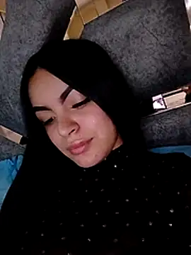 Snapshot of Nuvi_jonhs chatting on 11.05.25 Nuvi jonhs online show from 11.05.25