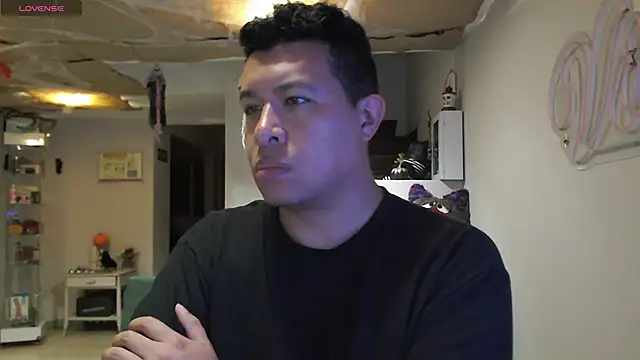 Snapshot of mrpandacol89 chatting on 10.22.25 mrpandacol89 online show from 10.22.25