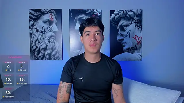 Snapshot of PabloCast_ chatting on 11.11.25 PabloCast online show from 11.11.25