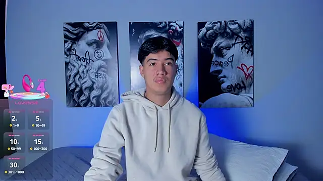 Snapshot of PabloCast_ chatting on 11.20.25 PabloCast online show from 11.20.25