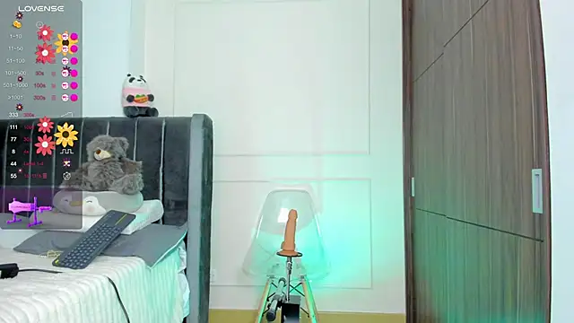 Snapshot of imsofi_kf chatting on 12.15.25 imsofi kf online show from 12.15.25