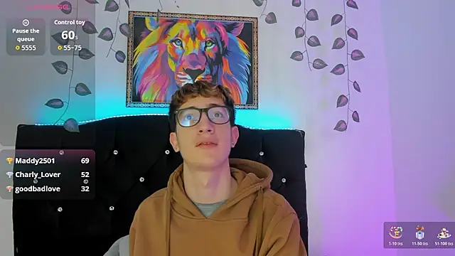 Snapshot of Erick_Taylor3 chatting on 10.25.25 Erick Taylor3 online show from 10.25.25