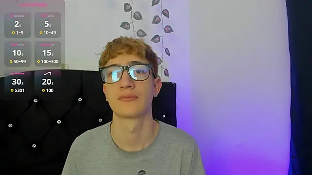 Snapshot of Erick_Taylor3 chatting on 11.07.25 Erick Taylor3 online show from 11.07.25