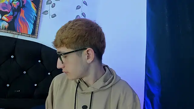 Snapshot of Erick_Taylor3 chatting on 11.21.25 Erick Taylor3 online show from 11.21.25