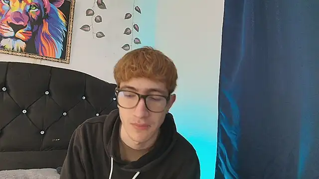 Snapshot of Erick_Taylor3 chatting on 11.28.25 Erick Taylor3 online show from 11.28.25