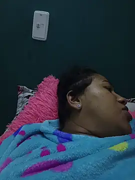 Snapshot of marimar_24 chatting on 10.30.25 marimar 24 online show from 10.30.25