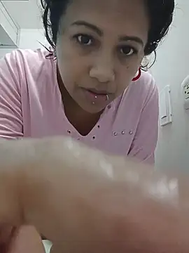 Snapshot of marimar_24 chatting on 11.17.25 marimar 24 online show from 11.17.25