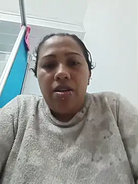 Snapshot of marimar_24 chatting on 11.23.25 marimar 24 online show from 11.23.25