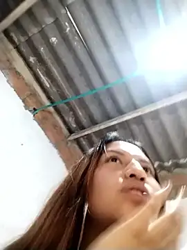 Snapshot of anny_sweet17 chatting on 10.25.25 anny sweet17 online show from 10.25.25