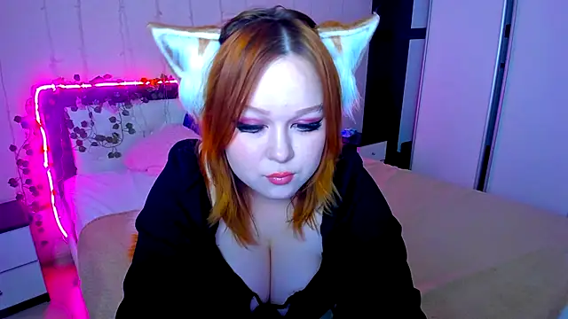 Lovly Vixen online show from 11.29.25