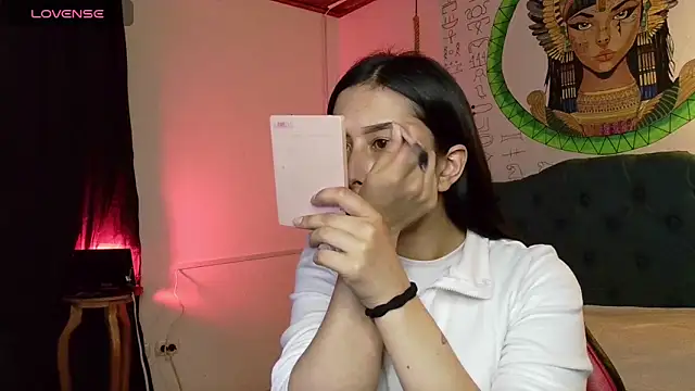 Snapshot of melissa__dolce chatting on 04.19.26 melissa dolce online show from 04.19.26