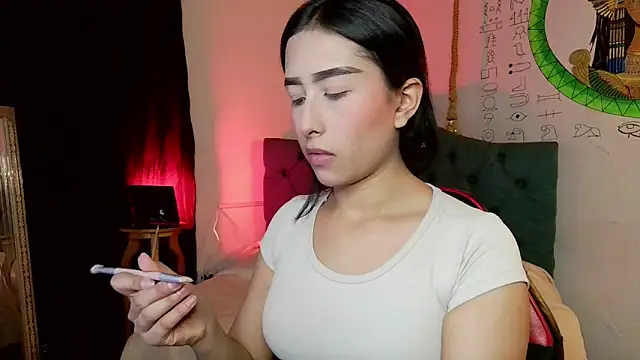 Snapshot of melissa__dolce chatting on 04.24.26 melissa dolce online show from 04.24.26