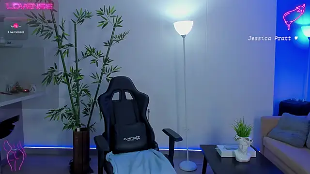 Snapshot of JessicaPratt chatting on 01.24.25 JessicaPratt online show from 01.24.25