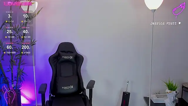 Snapshot of JessicaPratt chatting on 02.19.25 JessicaPratt online show from 02.19.25