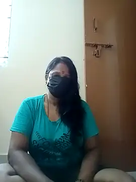 Snapshot of tamilammu1431 chatting on 10.31.25 tamilammu1431 online show from 10.31.25