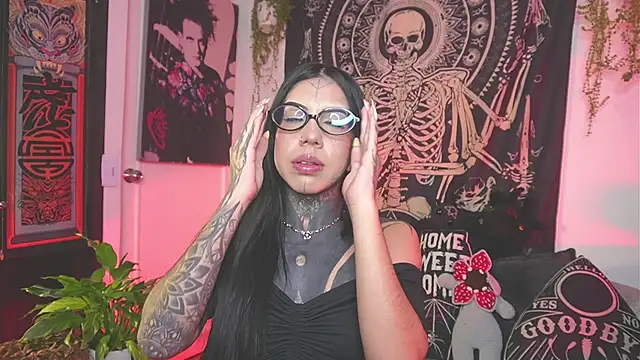 Dalia Vorhees online show from 06.02.26