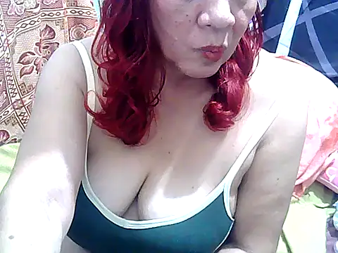 Snapshot of Sweetpinay_mature chatting on 05.12.26 Sweetpinay mature online show from 05.12.26