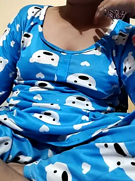 Snapshot of Pyaar_Ki_Pooja chatting on 11.11.25 Pyaar Ki Pooja online show from 11.11.25