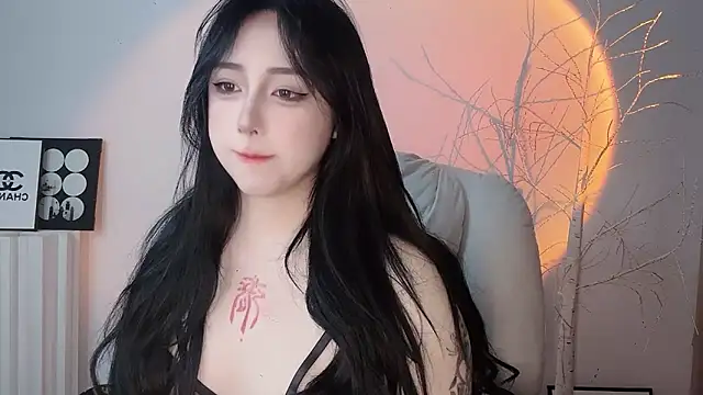 Love-hanzaizai718 online show from 11.13.25