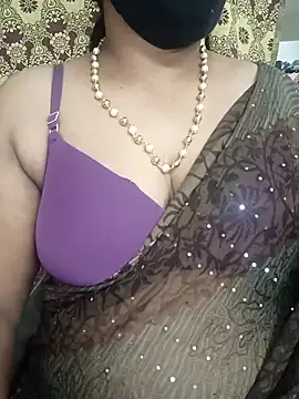 Snapshot of telugucrazygirl chatting on 10.24.25 telugucrazygirl online show from 10.24.25
