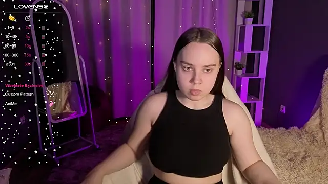 LunaDreeam online show from 11.08.25